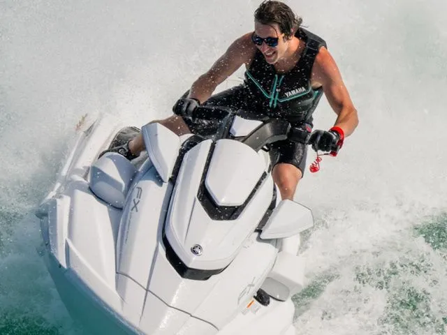 Slide: The Image of Yamaha FX Cruiser SVHO 2025 - 21