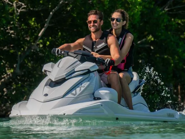 Slide: The Image of Yamaha VX Cruiser 2025 - 5