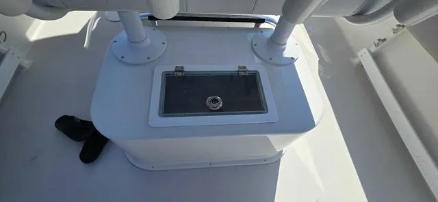 Slide: The Image of Parker Marine 2501 Parker 2022 - 67