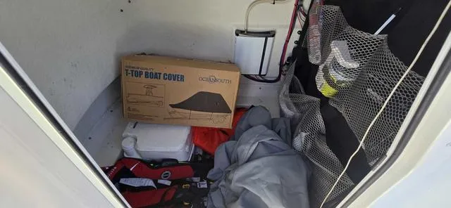 Slide: The Image of Parker Marine 2501 Parker 2022 - 76