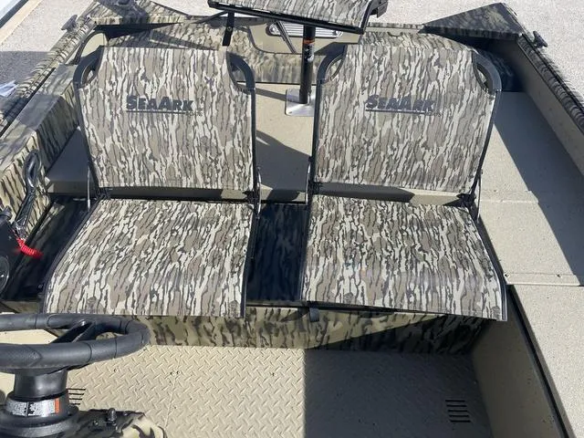 Slide: The Image of SeaArk Shadow 18 SC 2024 - 14