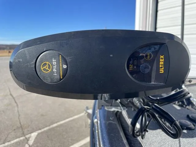 Slide: The Image of Phoenix Bass Boat 920 Elite 2022 - 7