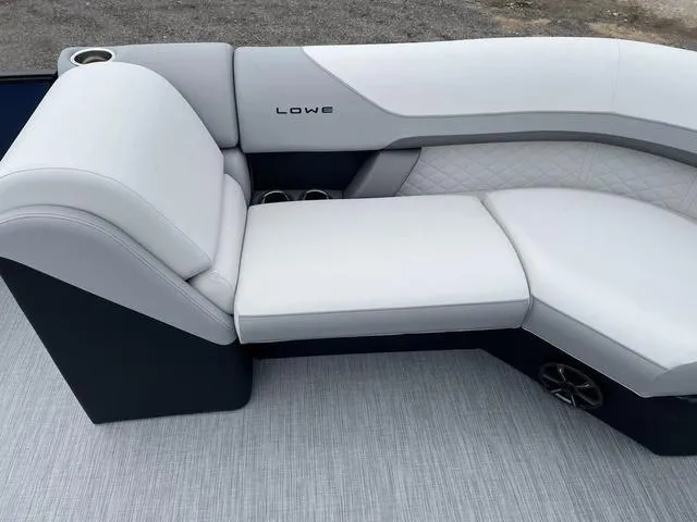 Slide: The Image of Lowe SS230W 2024 - 11