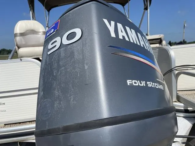 Slide: The Image of Lowe Trinidad 204 2003 - 20