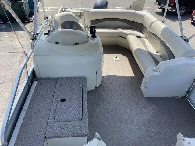 Slide: The Image of Lowe Trinidad 204 2003 - 5