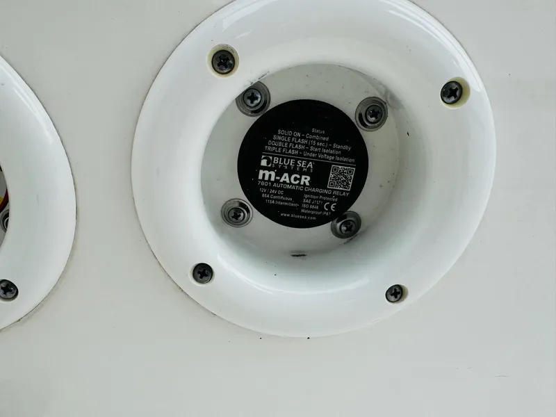 Slide: The Image of NauticStar 2102 Legacy 2022 - 52