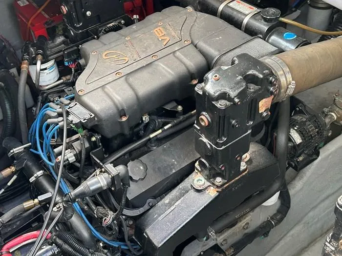 Slide: The Image of Engine compartment of a 2000 Sea Ray 410 Sundancer boat. - 4