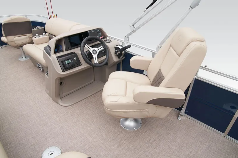 Slide: The Image of Sun Tracker Fishin' Barge 20 DLX 2025 - 40