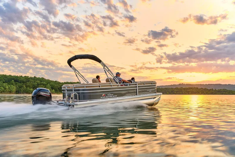 Slide: The Image of Sun Tracker Party Barge 22 DLX 2025 - 74