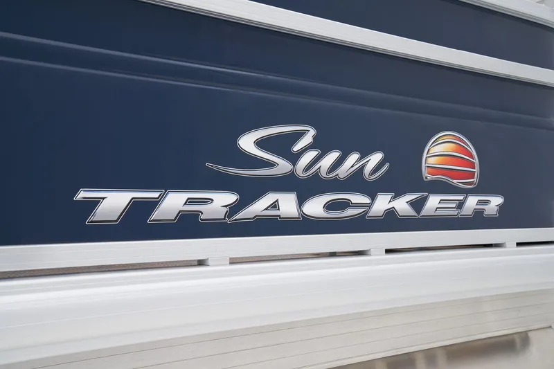 Slide: The Image of Sun Tracker Fishin' Barge 22 XP3 2025 - 22