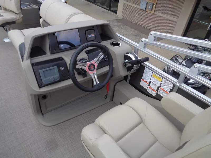 Slide: The Image of Sun Tracker Fishin' Barge 22 DLX 2025 - 82