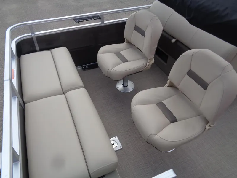 Slide: The Image of Sun Tracker Fishin' Barge 22 DLX 2025 - 85