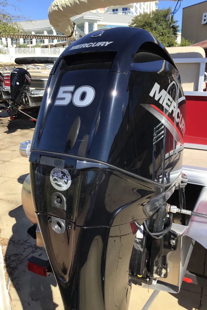 Slide: The Image of Mercury 50 horsepower outboard motor on 2025 Sun Tracker Bass Buggy 16 XL Select. - 4