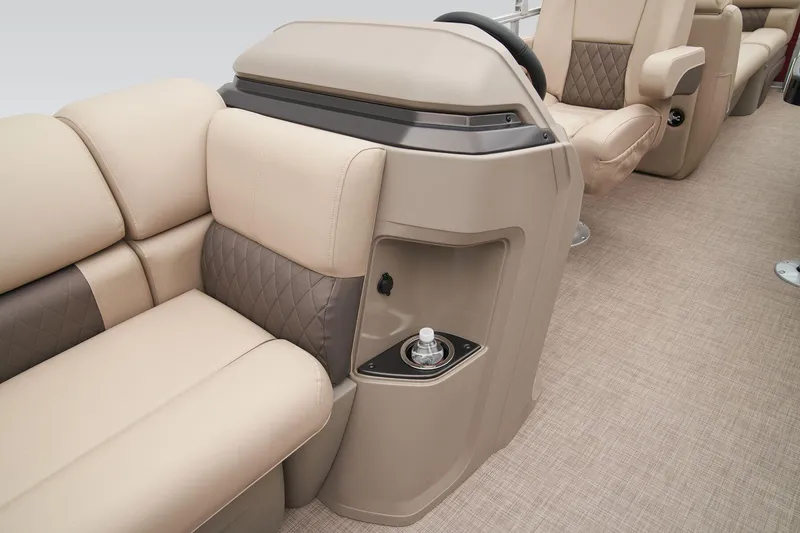 Slide: The Image of Sun Tracker Party Barge 22 RF DLX 2025 - 22