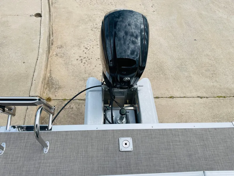 Slide: The Image of 2025 Sun Tracker Party Barge 20 DLX pontoon boat with outboard motor. - 33