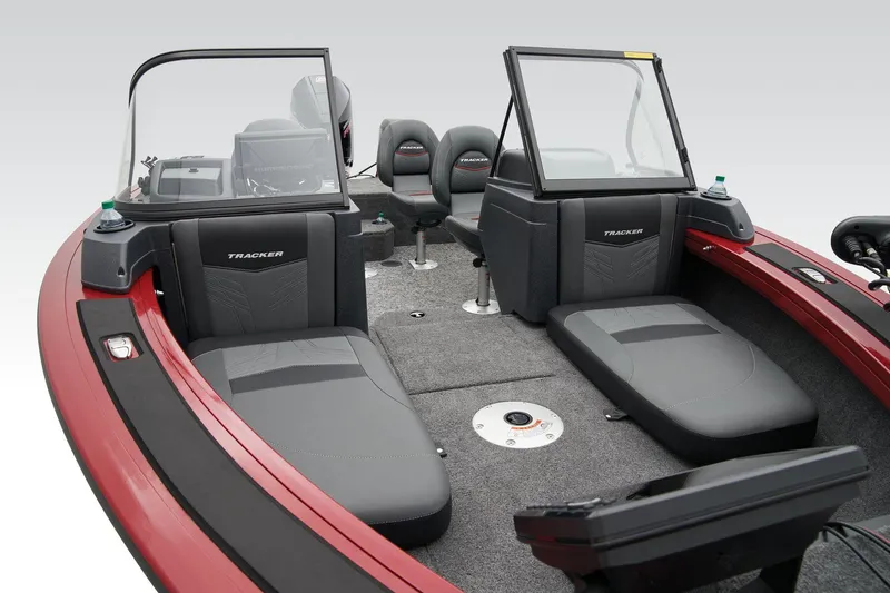 Slide: The Image of Tracker Targa V-19 Combo 2025 - 50