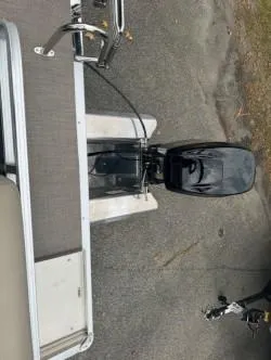 Slide: The Image of Sun Tracker Bass Buggy 16 XL Select 2025 - 72