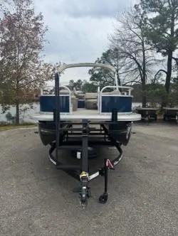 Slide: The Image of Sun Tracker Bass Buggy 16 XL Select 2025 - 81