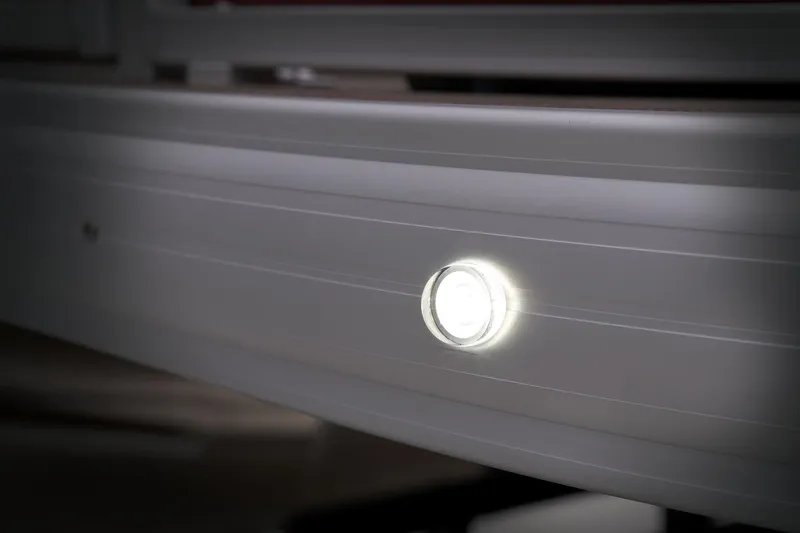 Slide: The Image of Sun Tracker Party Barge 18 DLX 2025 - 43