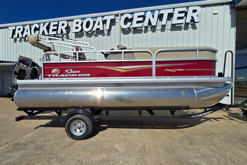 The Image of 2025 Sun Tracker Party Barge 18 DLX pontoon at Tracker Boat Center. - 0