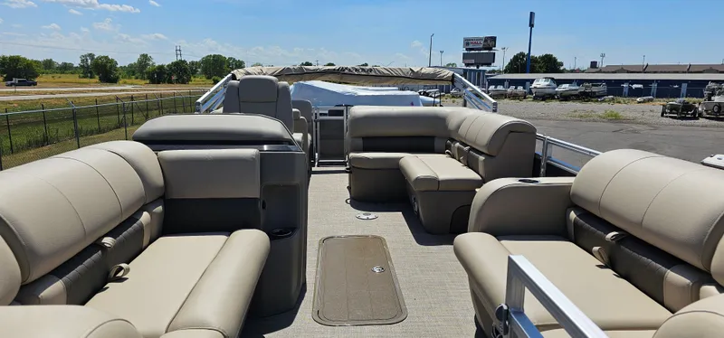 Slide: The Image of 2025 Sun Tracker Party Barge 22 RF XP3 with spacious seating and modern design. - 4