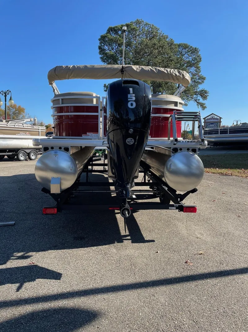 Slide: The Image of Sun Tracker Party Barge 24 DLX 2025 - 70