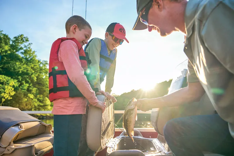 Slide: The Image of White River Bass Buggy 16 XL Select 2025 - 71