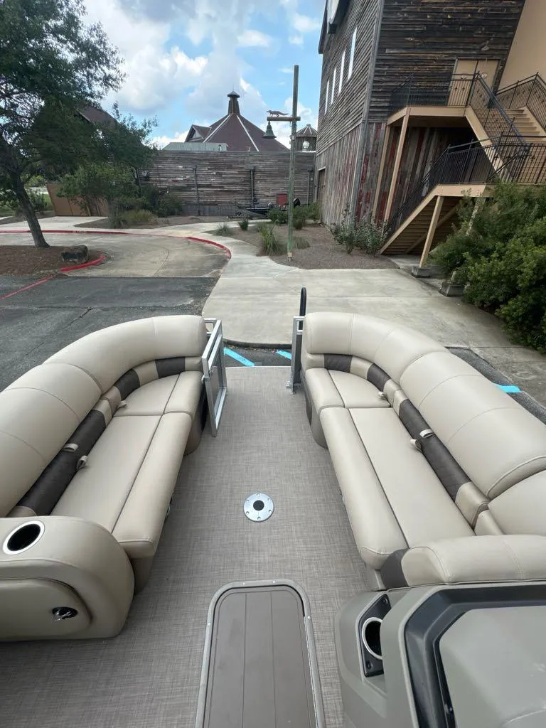 Slide: The Image of 2025 Sun Tracker Party Barge 22 RF XP3 with spacious seating and modern design. - 6