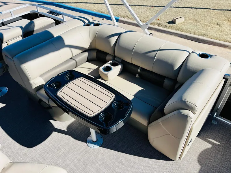 Slide: The Image of Luxurious seating area on 2025 Sun Tracker SportFish 22 XP3 pontoon boat. - 32