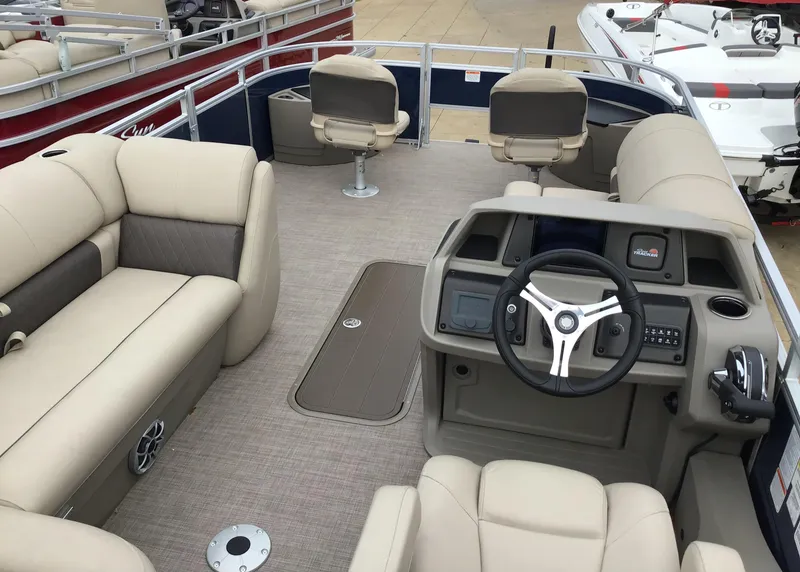 Slide: The Image of Sun Tracker Fishin' Barge 22 XP3 2025 - 71