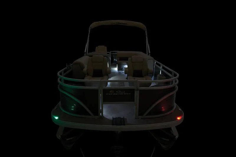 Slide: The Image of Sun Tracker Sportfish 24 XP3 2025 - 55