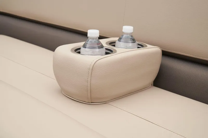 Slide: The Image of Sun Tracker Party Barge 18 DLX 2025 - 41