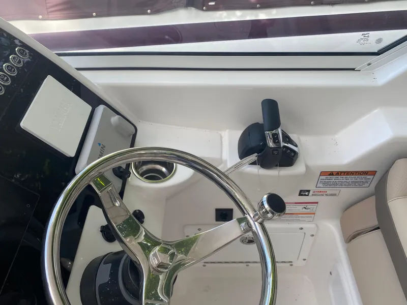 Slide: The Image of Edgewater 248 CX 2024 - 13