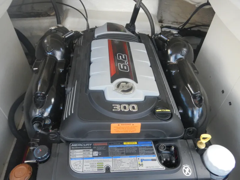 Slide: The Image of 2020 Chaparral 24 SSI boat engine, Mercury 6.2L, 300 horsepower. - 16