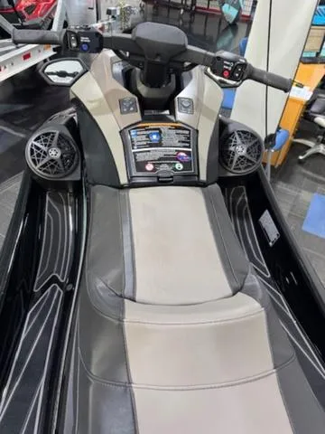 Slide: The Image of Yamaha GP SVHO™ with Audio 2025 - 3