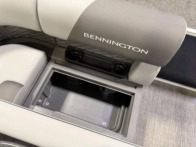 Slide: The Image of Bennington S Fishing 22 SS Pontoon 2025 - 11