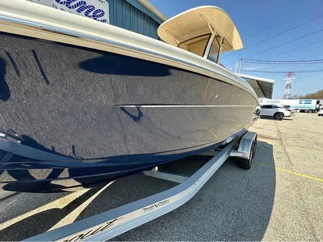 Slide: The Image of Scout 240 XSF 2025 - 33