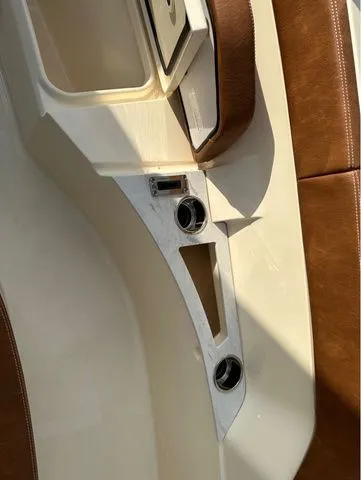 Slide: The Image of Scout 240 XSF 2025 - 83