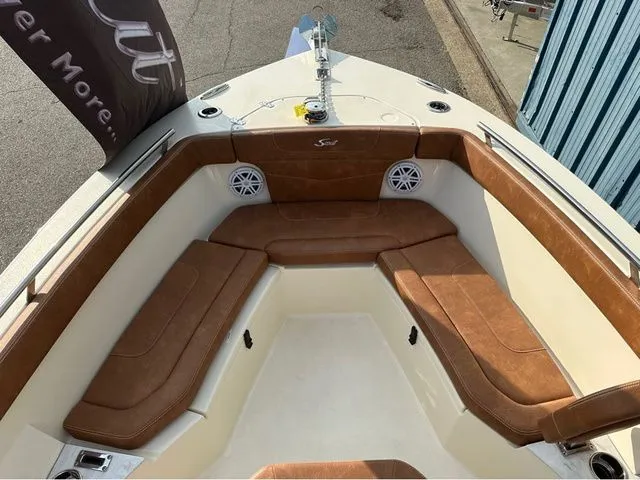 Slide: The Image of Scout 240 XSF 2025 - 86