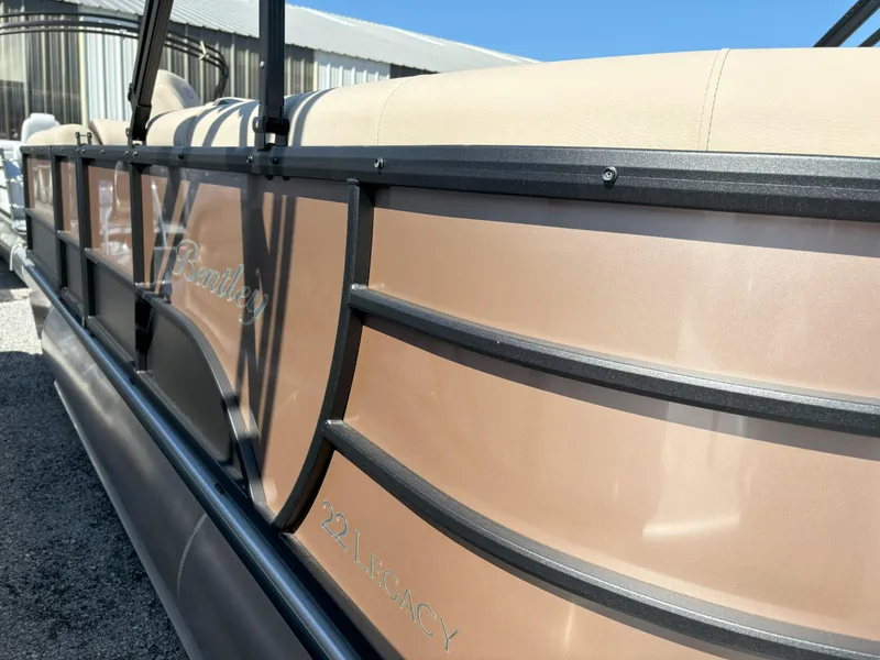 Slide: The Image of Bentley Pontoons Legacy 220 Navigator 2024 - 9