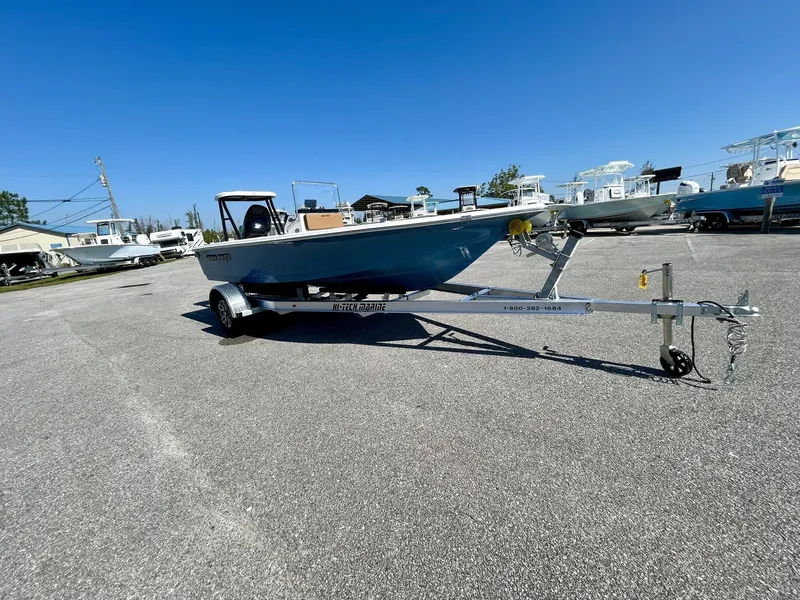 Slide: The Image of Sea Pro 172 Bay 2025 - 11