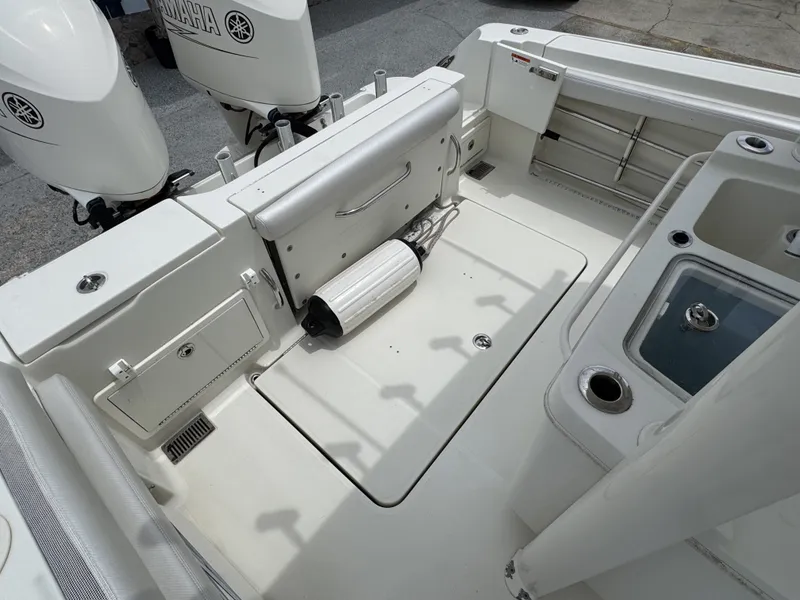 Slide: The Image of Hydra Sports 3400 CC 2016 - 10