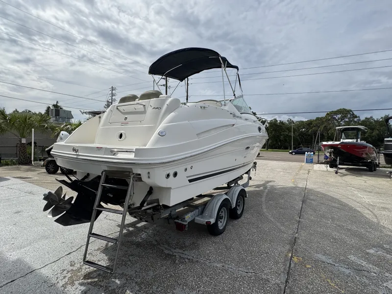 Slide: The Image of Sea Ray 240 Sundancer 2007 - 6