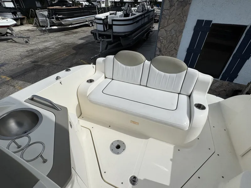 Slide: The Image of Sea Ray 240 Sundancer 2007 - 13