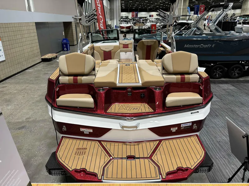 Slide: The Image of MasterCraft XT22 2025 - 4
