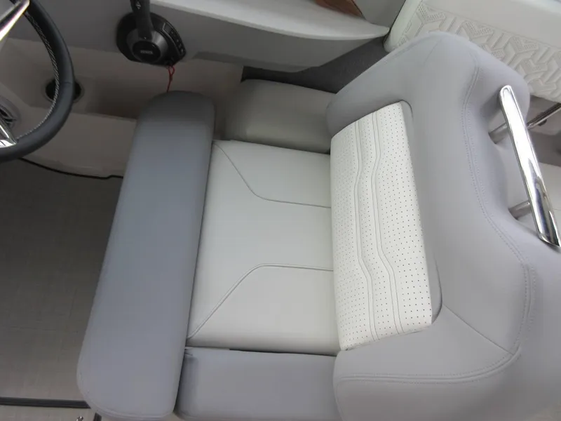 Slide: The Image of Regal LS9 Surf 2025 - 12