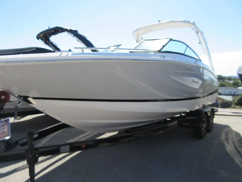 The Image of Regal LS6 2025 - 1