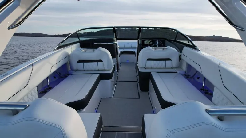 Slide: The Image of Regal LS6 2025 - 15