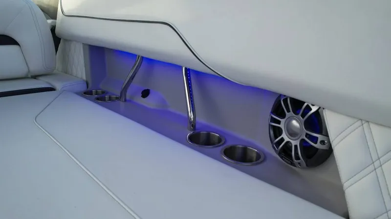 Slide: The Image of Regal LS6 2025 - 16