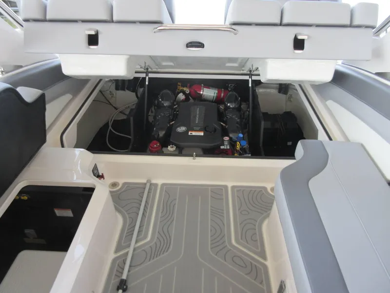 Slide: The Image of Regal LS6 2025 - 18